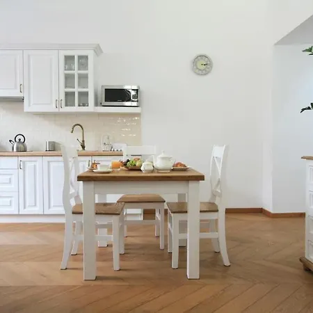 Old Town Heart Xvi - Tamka